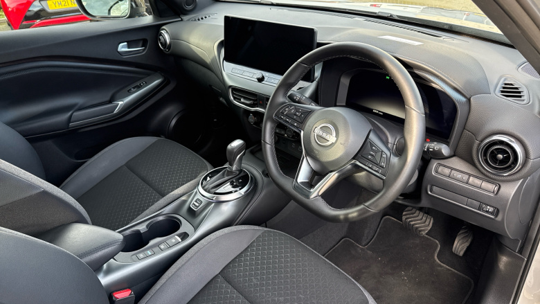 Nissan Juke 1.6 Hybrid N-Connecta 5dr Auto Hybrid Hatchback